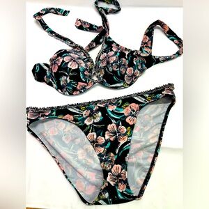 Jette Floral Bikini Set with Halter Top 14 Black, Pink &‎ Turquoise PREOWNED